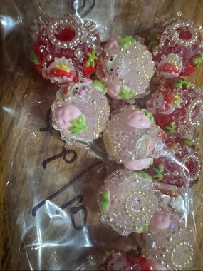 Beaded Cute Kitty Charm Beads - Pink & Red lot of 10
